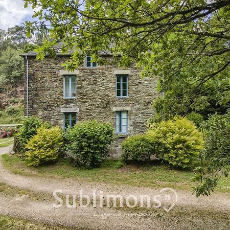 Le Moulin De Gueuzon Apartment Рошфор-ан-Тер Екстериор снимка